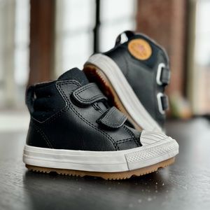 Chuck Taylor All Star Berkshire Boot Easy-On Leather Toddler Size 7